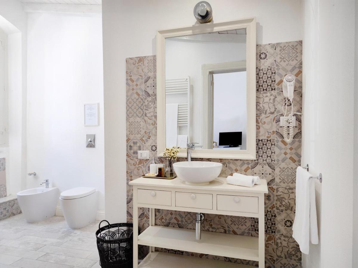 Hibiscus Comfort Stay Quartu Sant'Elena Bagian luar foto