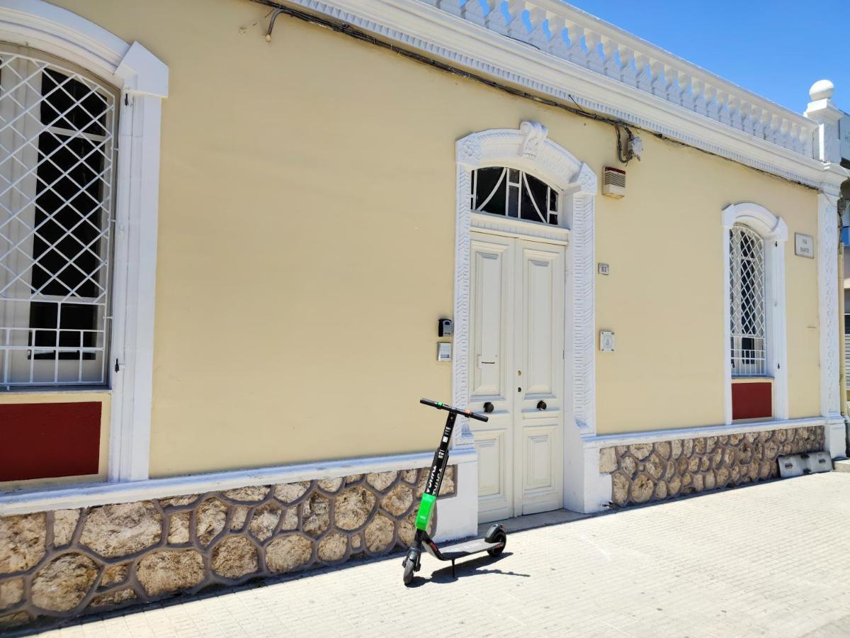 Hibiscus Comfort Stay Quartu Sant'Elena Bagian luar foto