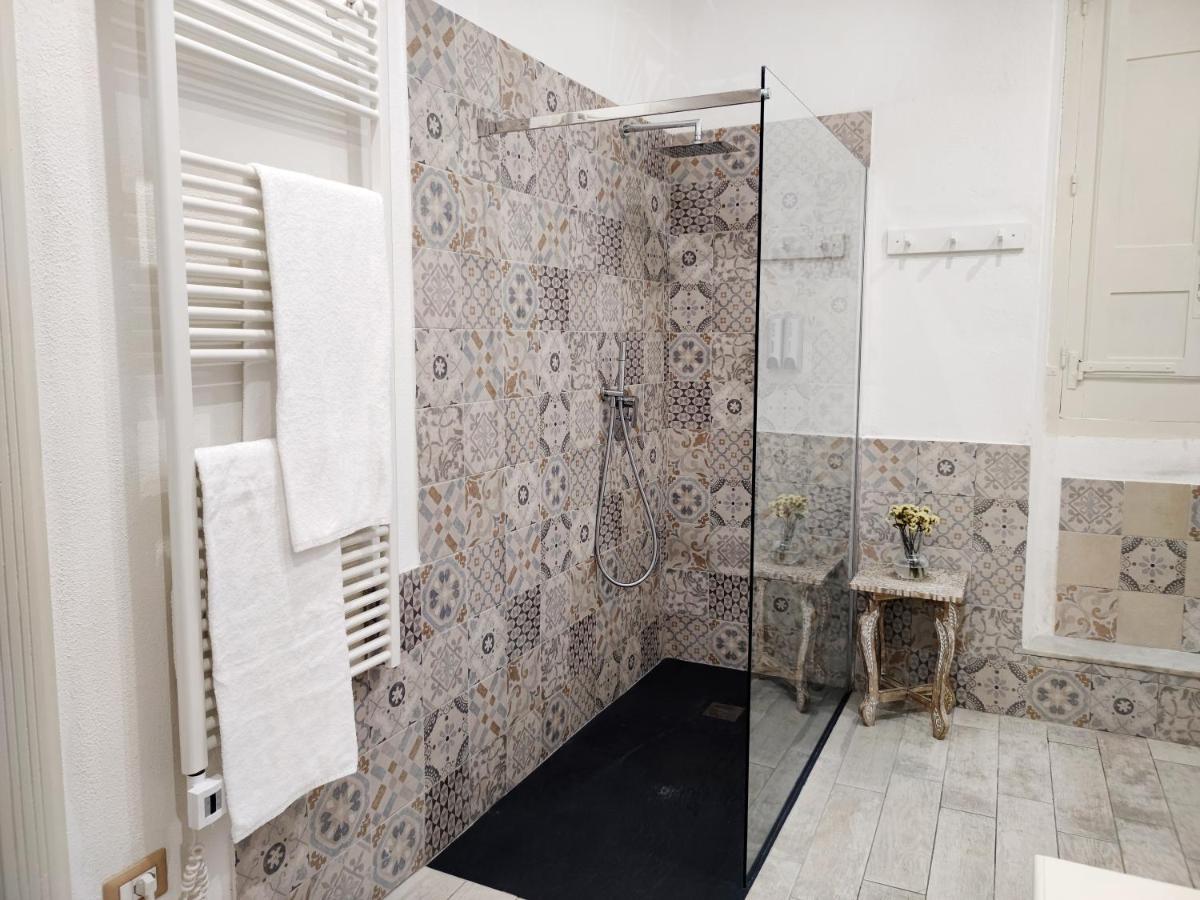 Hibiscus Comfort Stay Quartu Sant'Elena Bagian luar foto